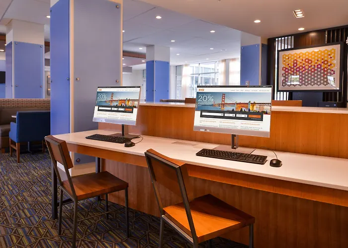 Express & Mall Of America - Msp Airport By Ihg