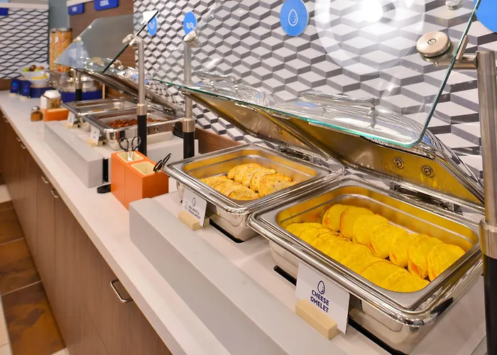 Express & Mall Of America - Msp Airport By Ihg