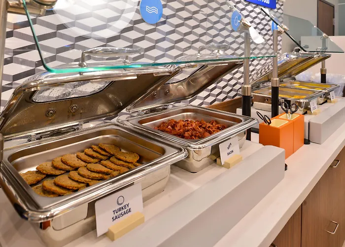Express & Mall Of America - Msp Airport By Ihg Hotel Bloomington