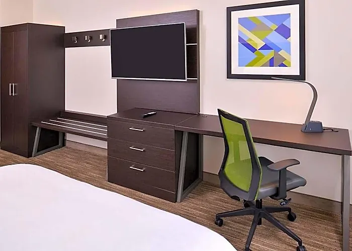Hotel Express & Mall Of America - Msp Airport By Ihg
