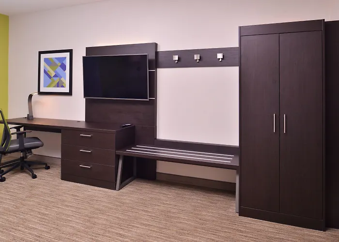Express & Mall Of America - Msp Airport By Ihg Bloomington